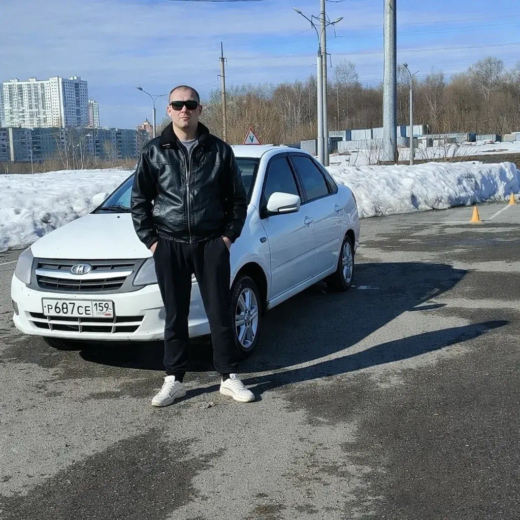Учебный автомобиль Lada 219010 автошколы «АС-Луч»